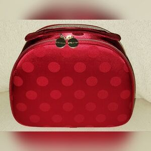 NEW ESTEE LAUDER TRAIN/ COSMETIC BAG/ MAKE-UP BAG.  TWO ZIPPERED COMPARTMENTS